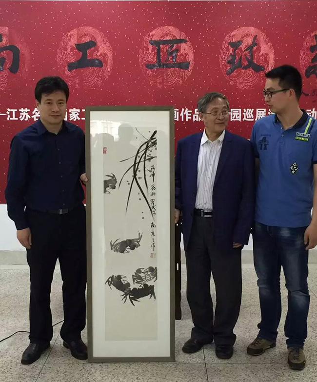 工匠精神-江苏中国画名家名作进校园活动在南京莫愁中专校举行