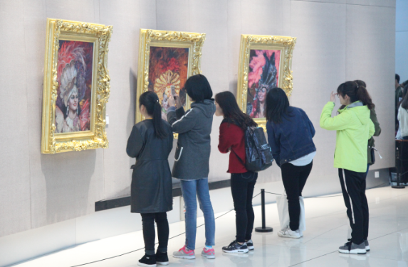冯健亲油画回顾展于江苏省现代美术馆开幕