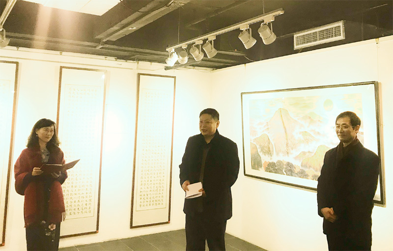 韩显红新春书画展在南京开幕 周京新、高云、马宁出席 佘玉奇致辞