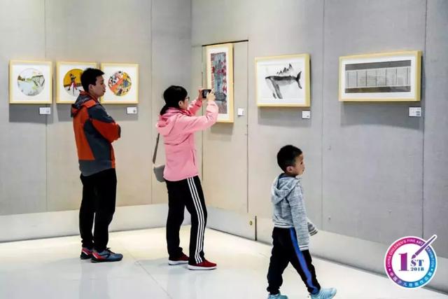 首届异彩飞扬——中国少儿绘画作品展在南京开幕