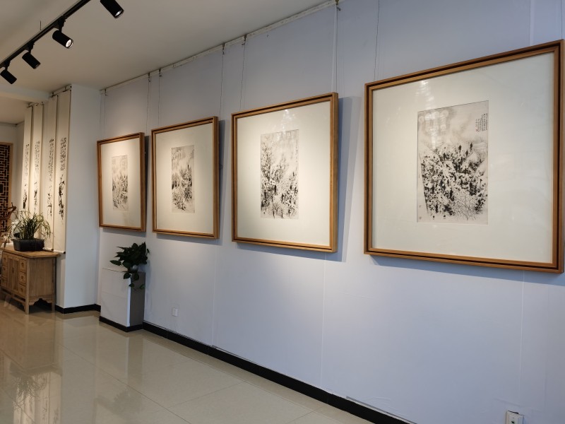 第二季个山八友画展在北京举行