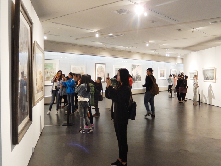 “第五届全国青年美术作品展览巡展”在太原隆