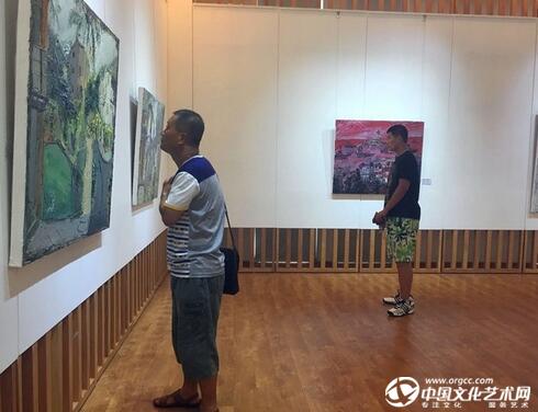 杨培江作品展在湖北荣宝斋举办 感受自然与魔幻
