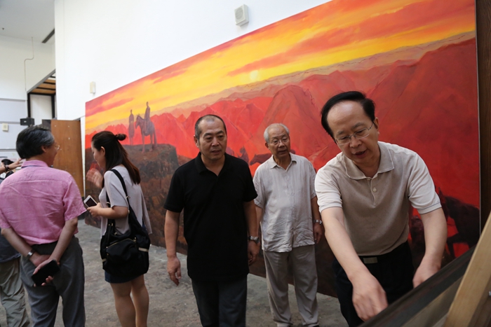 中国美协专家组奔赴各地观摩指导“纪念红军长