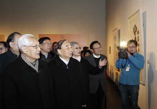 “江苏省优秀美术家系列展”在省美术馆开展