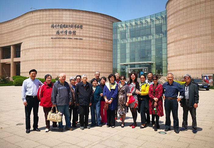 省作协组织老作家赴扬州开展采风活动