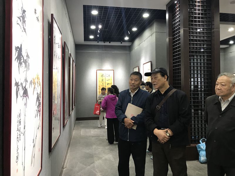 “春风化雨——纪念改革开放40周年书画作品展”开幕