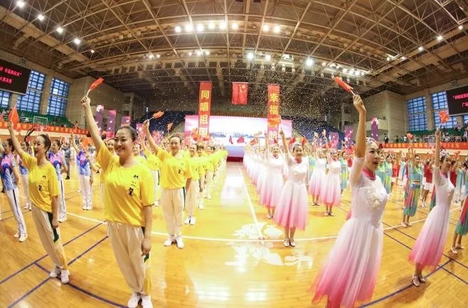 “同唱祖国好·幸福舞起来”—2019年“舞动江苏”广场舞大赛盐城市决赛成功举行！